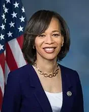 Portrait of Lisa Blunt (D)